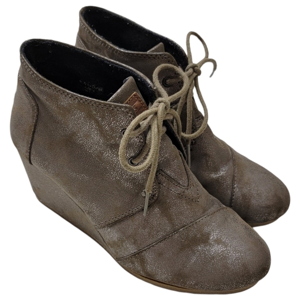 Toms Kala Brown Gray Silver Metallic Shift Suede Wedge Lace Up Bootie Size 7.5